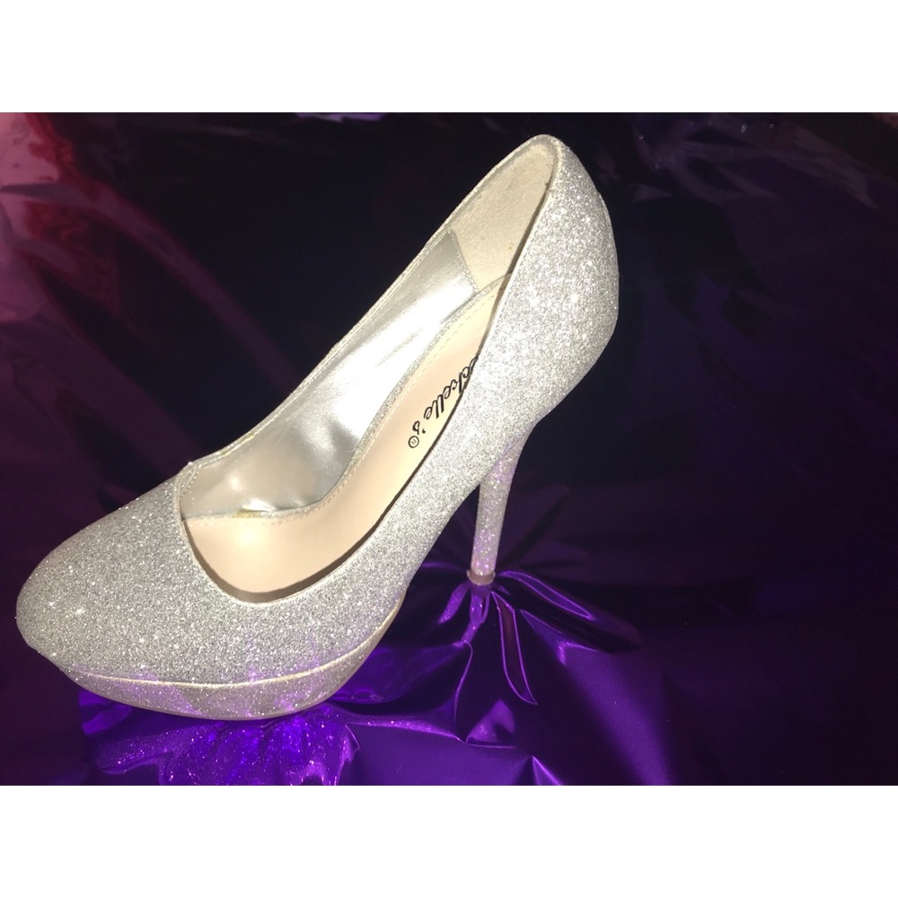 Breckelle’s Heels / Pumps